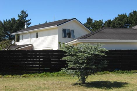 Photo of property in 43 Chamberlain Avenue, Amberley, 7481