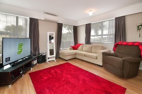 Photo of property in 53b Springs Road, Parakai, 0830