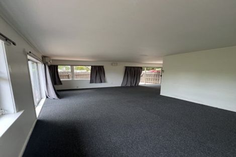 Photo of property in 38 Neal Avenue, Glenfield, Auckland, 0629