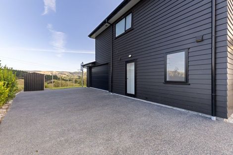 Photo of property in 3 Lealands Lane, Aokautere, Palmerston North, 4471