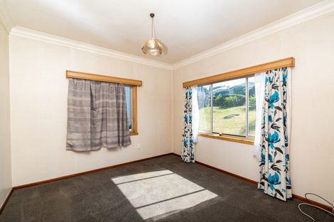 Photo of property in 18 Guys Hill Road, Hospital Hill, Napier, 4110