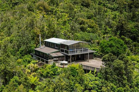 Photo of property in 166 Opanuku Road, Henderson Valley, Auckland, 0612
