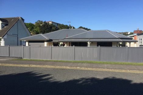 Photo of property in 1a Roy Street, Tawa, Wellington, 5028