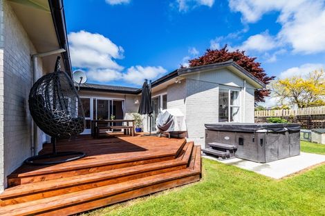 Photo of property in 398 Great North Road, Winton, 9720