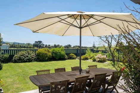 Photo of property in 68 Harper Road, Waimarama, Havelock North, 4294