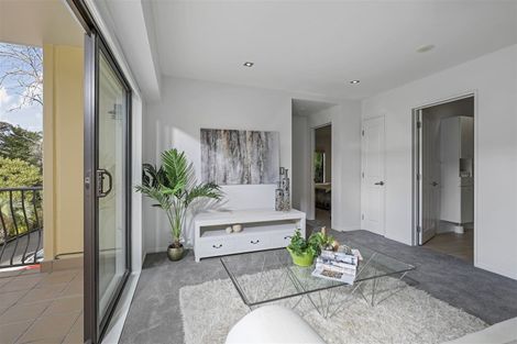 Photo of property in 5/7 The Avenue, Albany, Auckland, 0632