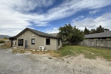 Photo of property in 14mt Aspiring College, 131 Plantation Road, Wanaka, 9305