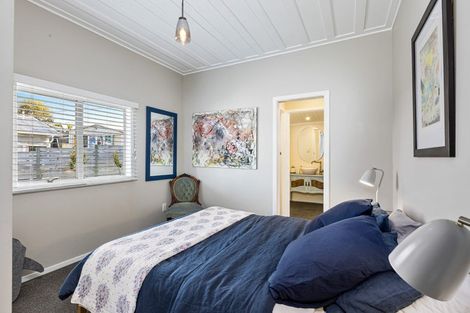 Photo of property in 26 Seatoun Avenue, Leigh, Warkworth, 0985