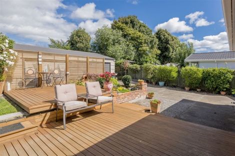 Photo of property in 97 Kawiu Road, Levin, 5510