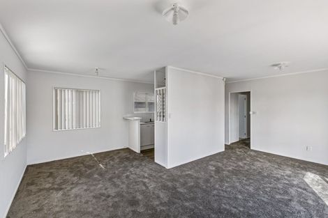 Photo of property in 103 Flat Bush Road, Clover Park, Auckland, 2023