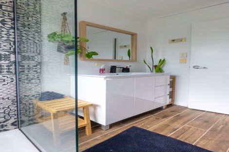 Photo of property in 15 Springbok Avenue, Whitianga, 3510