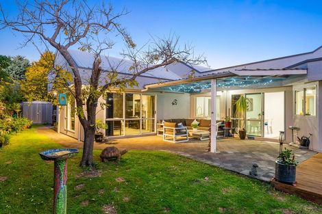 Photo of property in 2 Tainui Street, Raumati Beach, Paraparaumu, 5032