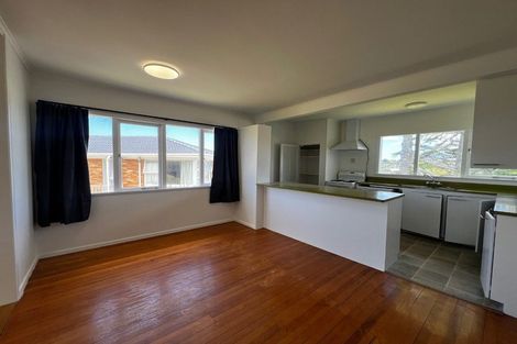Photo of property in 95 Target Road, Totara Vale, Auckland, 0629