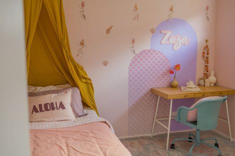 Photo of property in 17 Tuke Lane, Wanaka, 9305