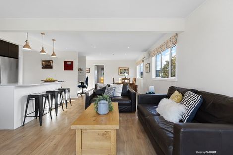 Photo of property in 19 Lochiel Road, Khandallah, Wellington, 6035