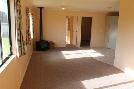 Photo of property in 79 Moana Street, Otaki Beach, Otaki, 5512