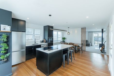 Photo of property in 63 Taylor Street, Cambridge, 3434