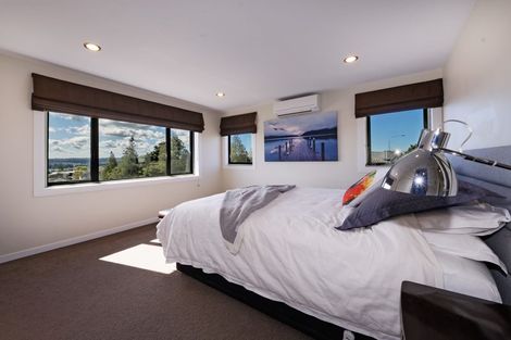 Photo of property in 92 Schnapper Rock Road, Schnapper Rock, Auckland, 0632