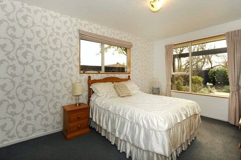 Photo of property in 38 Kintyre Drive, Broomfield, Christchurch, 8042