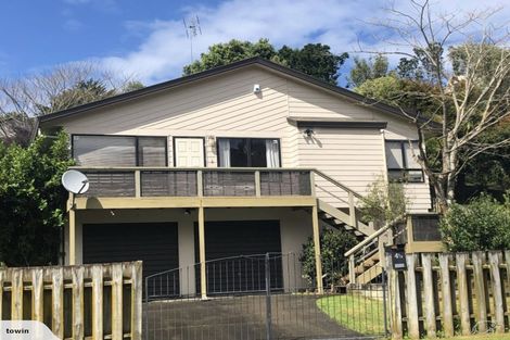 Photo of property in 48 Topliss Drive, Northcross, Auckland, 0632