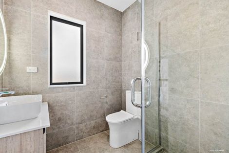 Photo of property in 1 Creswell Lane, Papakura, 2110