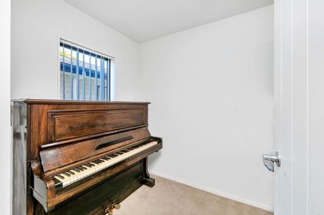 Photo of property in 70d Glengarry Road, Glen Eden, Auckland, 0602