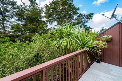 Photo of property in 2/112 Coronation Road, Hillcrest, Auckland, 0627