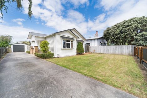 Photo of property in 43 Lyndhurst Street, Takaro, Palmerston North, 4412