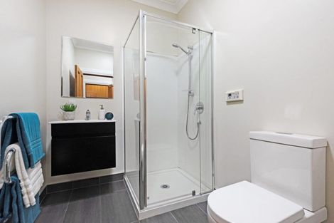 Photo of property in 11 Roxburgh Street, Mount Victoria, Wellington, 6011