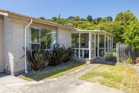 Photo of property in 2/272 Centaurus Road, Hillsborough, Christchurch, 8022