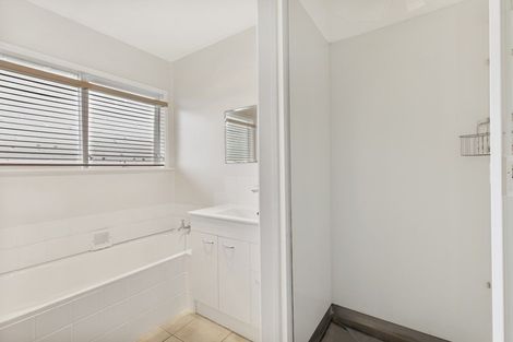 Photo of property in 1/5 Ashdown Place, Pahurehure, Papakura, 2113