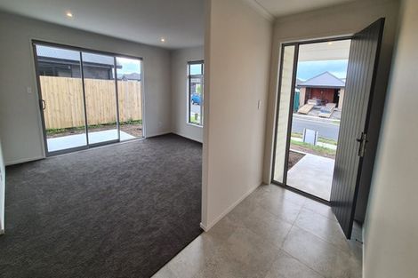 Photo of property in 23 Saint Michael Crescent, One Tree Point, 0118