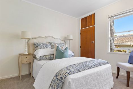 Photo of property in 1/21 Roadley Avenue, Sunnyhills, Auckland, 2010