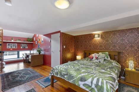 Photo of property in Courtenay Mews Apartments, 2/14 Alpha Street, Te Aro, Wellington, 6011