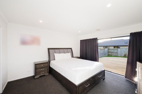 Photo of property in 79 Balrickard Way, Milson, Palmerston North, 4414