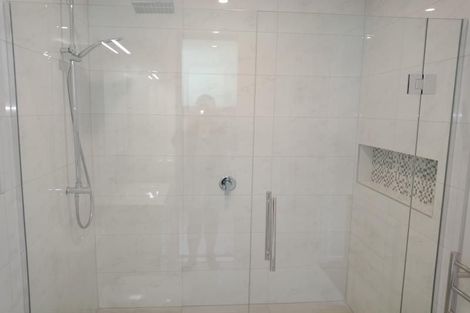 Photo of property in 79b Cambridge Terrace, Waterloo, Lower Hutt, 5011