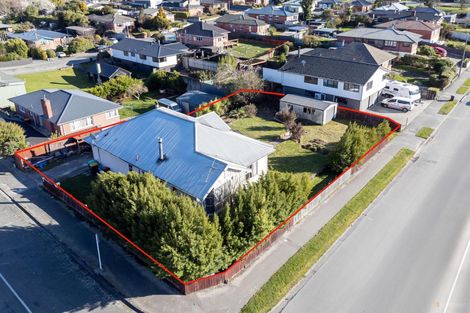 Photo of property in 1 Clifton Terrace, West End, Timaru, 7910
