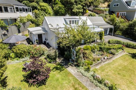 Photo of property in 88 Paremata Road, Paremata, Porirua, 5024