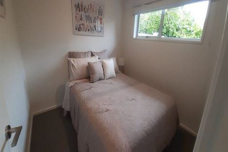 Photo of property in 2/37b Main Road, Redcliffs, Christchurch, 8081