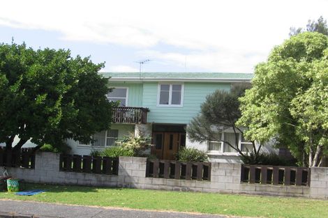 Photo of property in 19 Tamariki Avenue, Kelston, Auckland, 0602