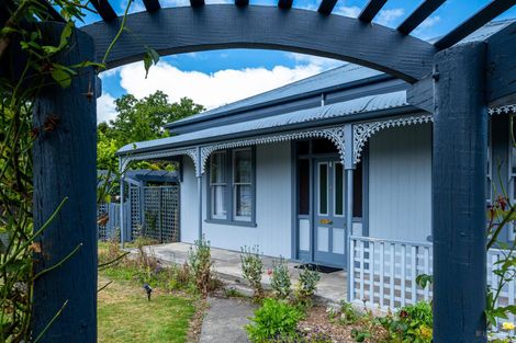 Photo of property in 42 Campbell Street, Geraldine, 7930