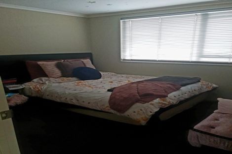 Photo of property in 16 Admirals Court Drive, Greenhithe, Auckland, 0632