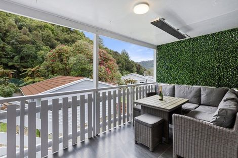 Photo of property in 68 Raukawa Street, Stokes Valley, Lower Hutt, 5019
