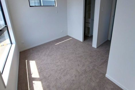 Photo of property in 20a Mackenzie Street, Te Atatu South, Auckland, 0610
