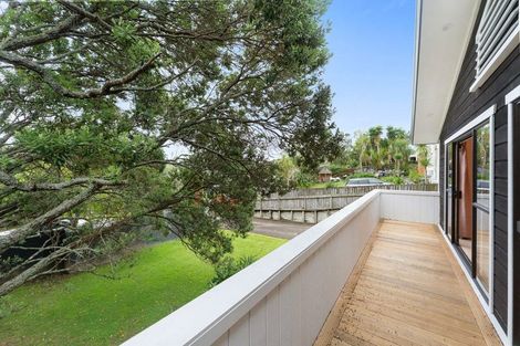 Photo of property in 6a Brian Avenue, Forrest Hill, Auckland, 0620