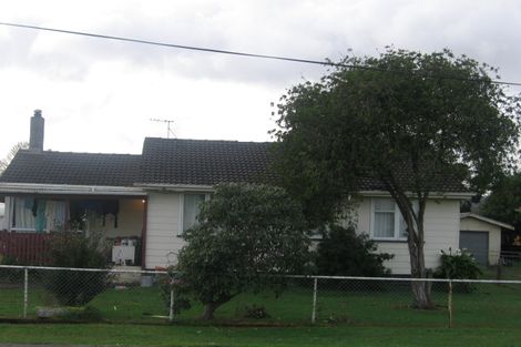 Photo of property in 12 Smiths Avenue, Papakura, 2110