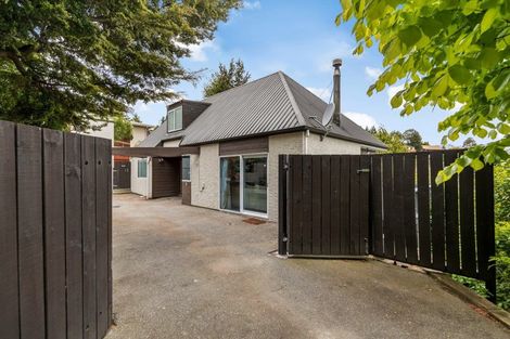 Photo of property in 8 Arawata Terrace, Fernhill, Queenstown, 9300