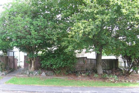 Photo of property in 6 Marewa Street, Te Atatu South, Auckland, 0610