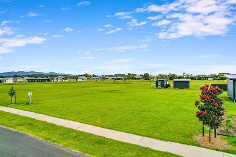 Photo of property in 12 Motutere Drive, Matarangi, 3592