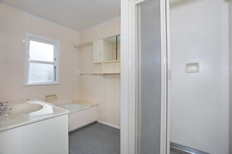 Photo of property in 11 Follett Street, Marton, 4710